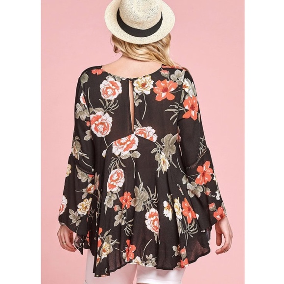 Plus Black Floral Bell Sleeve Babydoll Tunic Top - Picture 3 of 6
